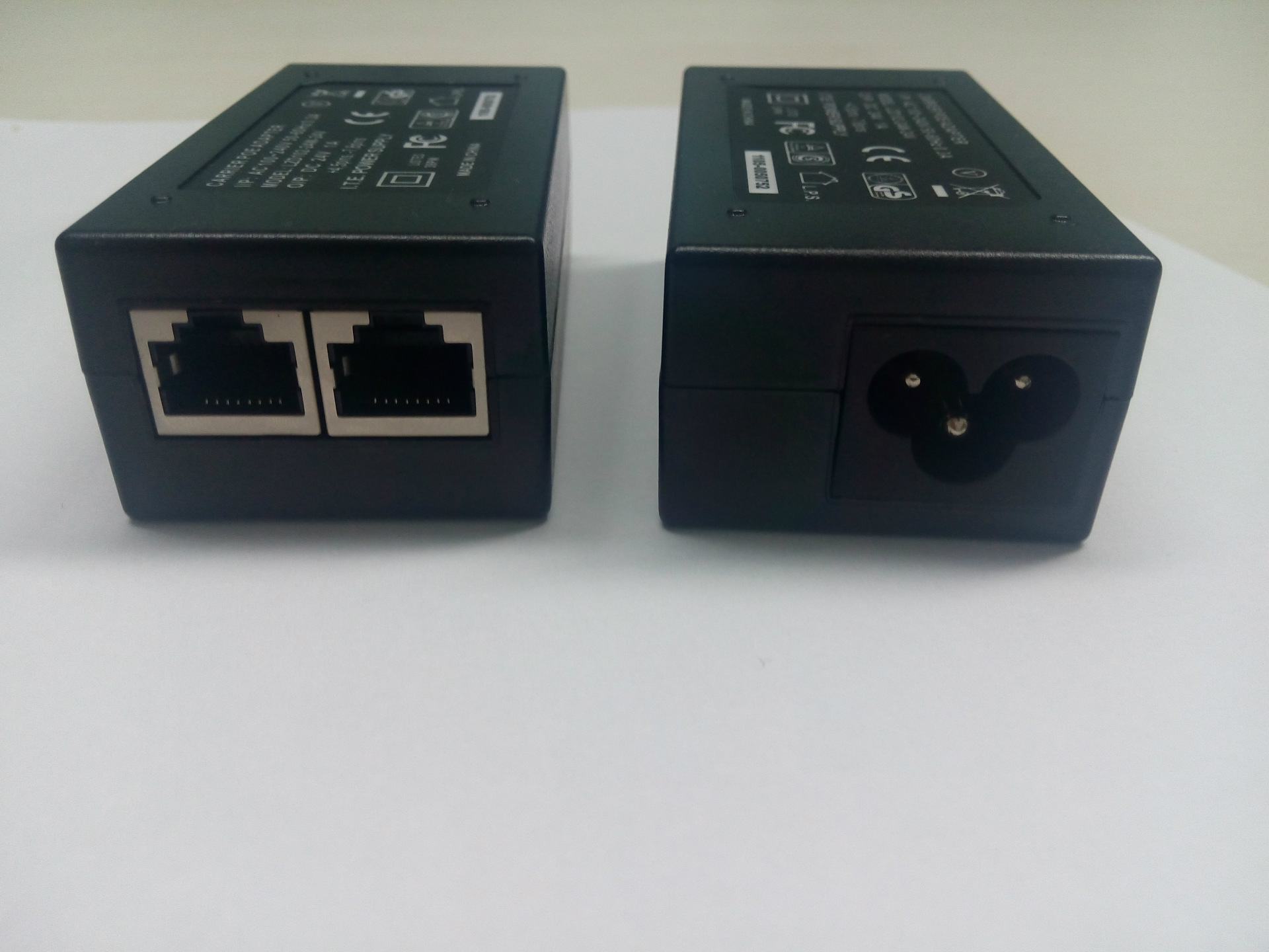 桌面式单口poe供电器电源 大顺金poe电源适配器 单口poe电源模块