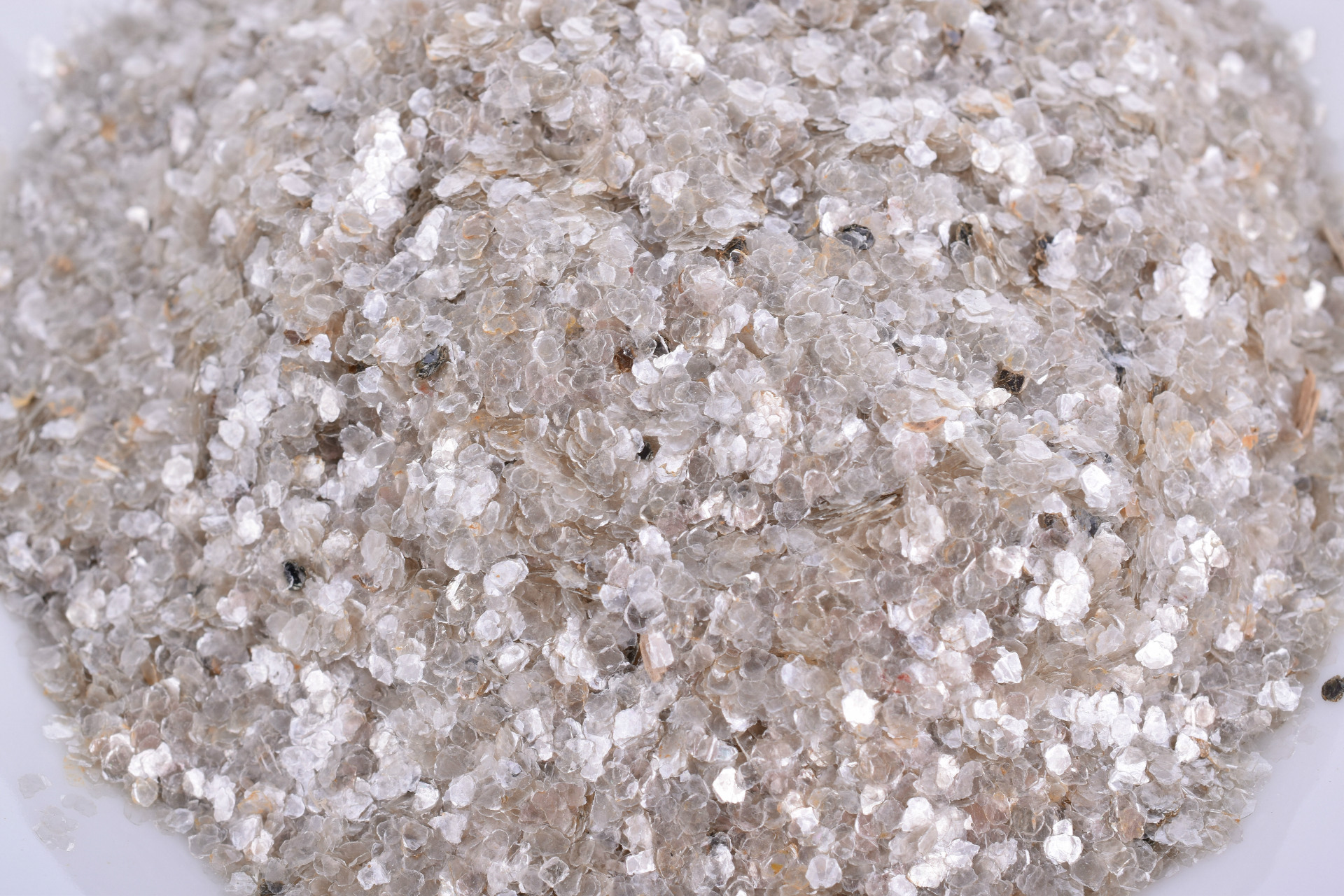 大量销售珠光云母粉晶体云母片绝缘合成云母