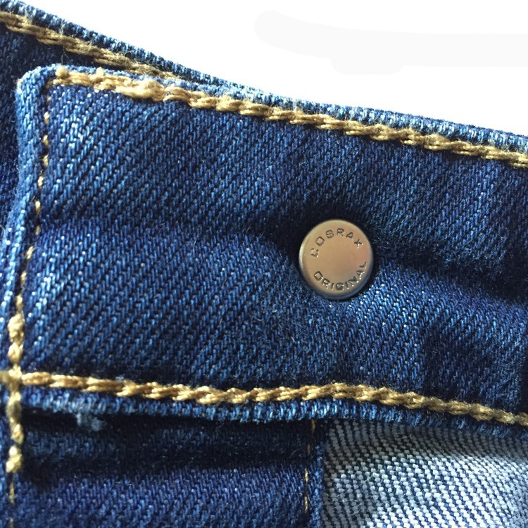 单排扣牛仔短裙_杨幂 钟小姐牛仔a字半裙 单排