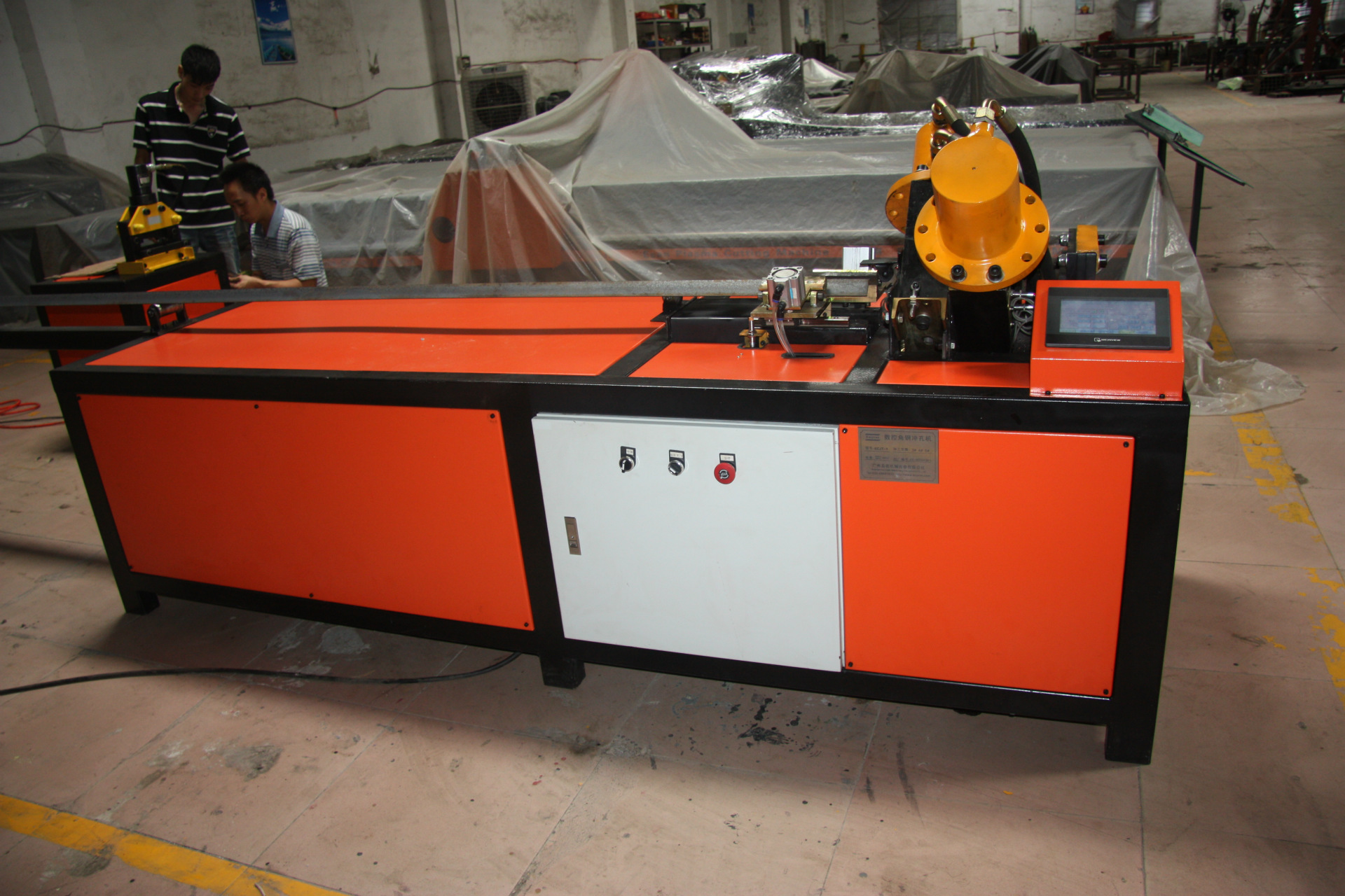 厂家批发 数控角钢冲孔机 角铁冲孔机 风管法兰生产线 角铁法兰机