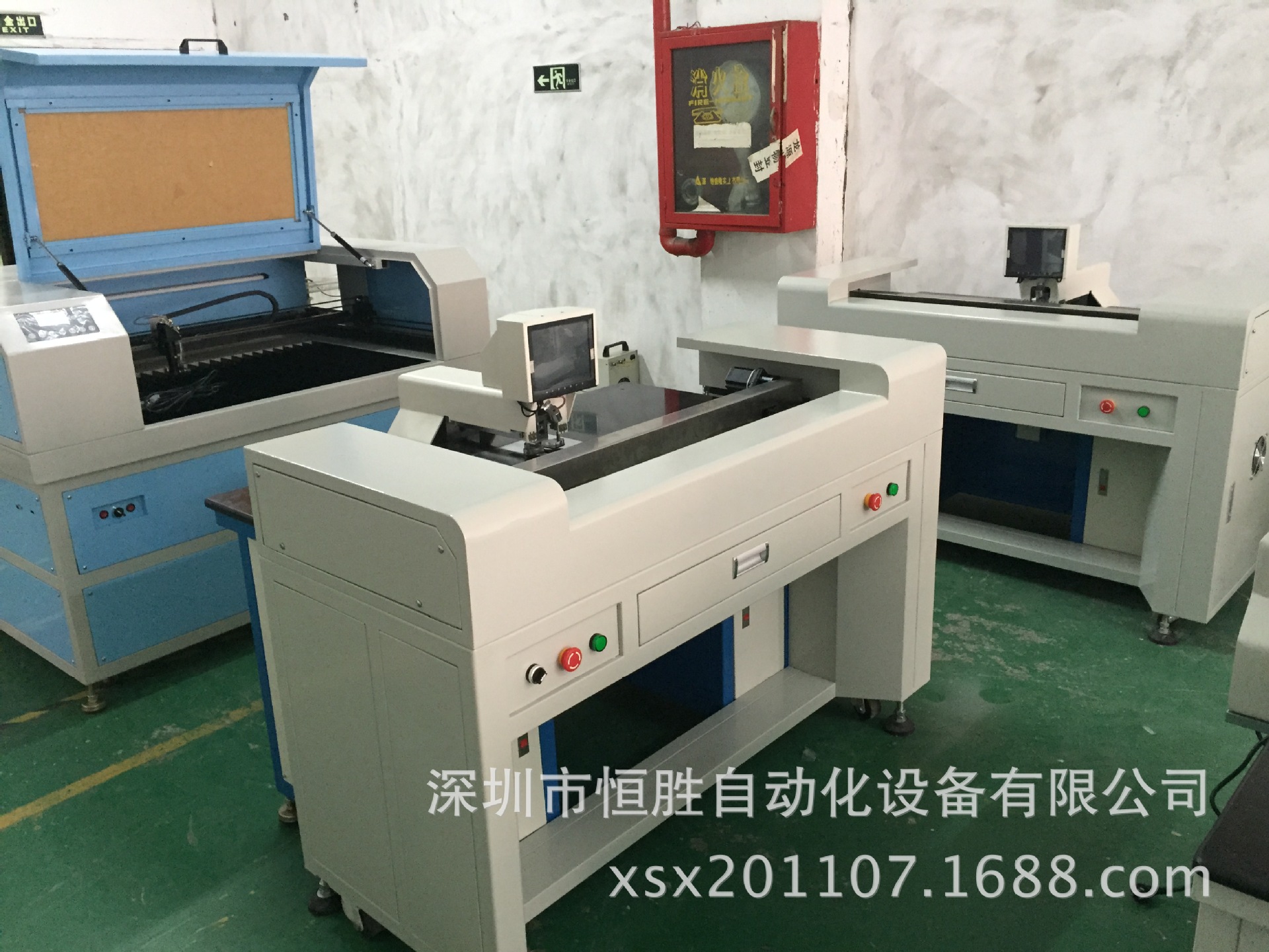 温州标牌铭板CCD全自动打孔机 自动送料机械手打孔机