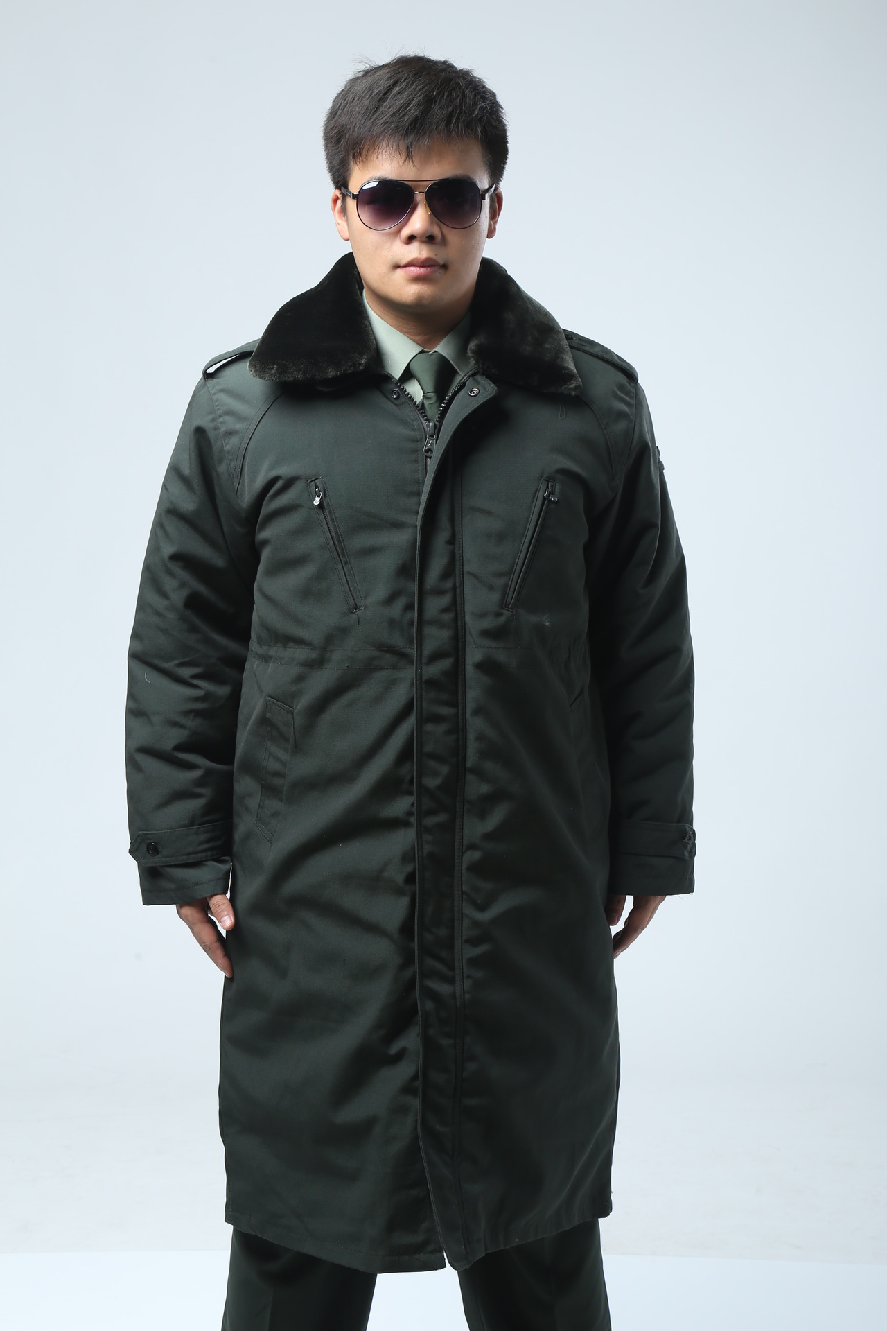 配发陆军常服07陆军士兵大衣 军官温区棉大衣 士兵温区棉大衣