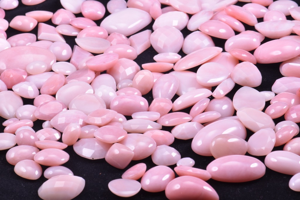 秘鲁天然粉红澳宝裸石可订制各种首饰一件代发