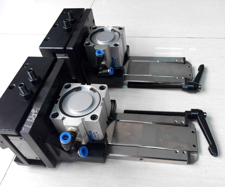 川品厂家直销转塔冲床夹钳数控冲床机床配件亚威气缸夹钳夹钳片