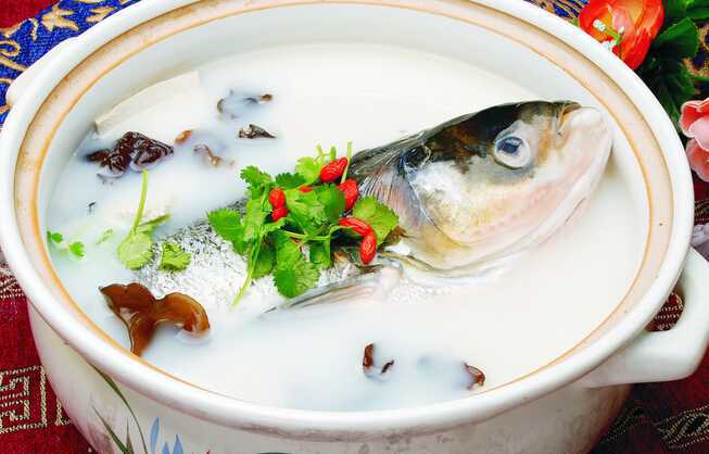 家庭味道之清新温纯妈妈爱——鲶鱼豆腐汤.