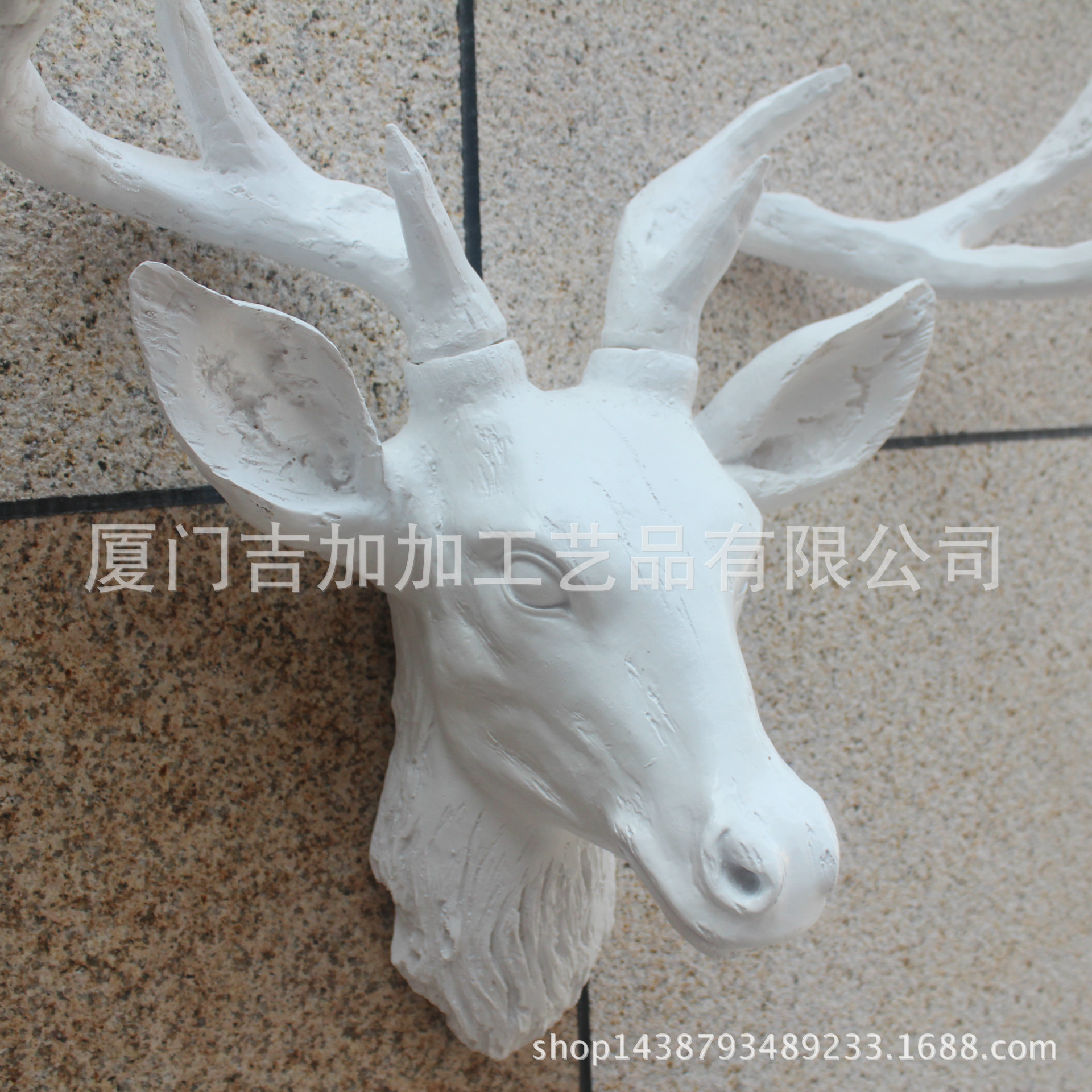 鹿的头朝向哪里好,鹿头的朝向有讲究吗,鹿头朝向寓意_大山谷图库