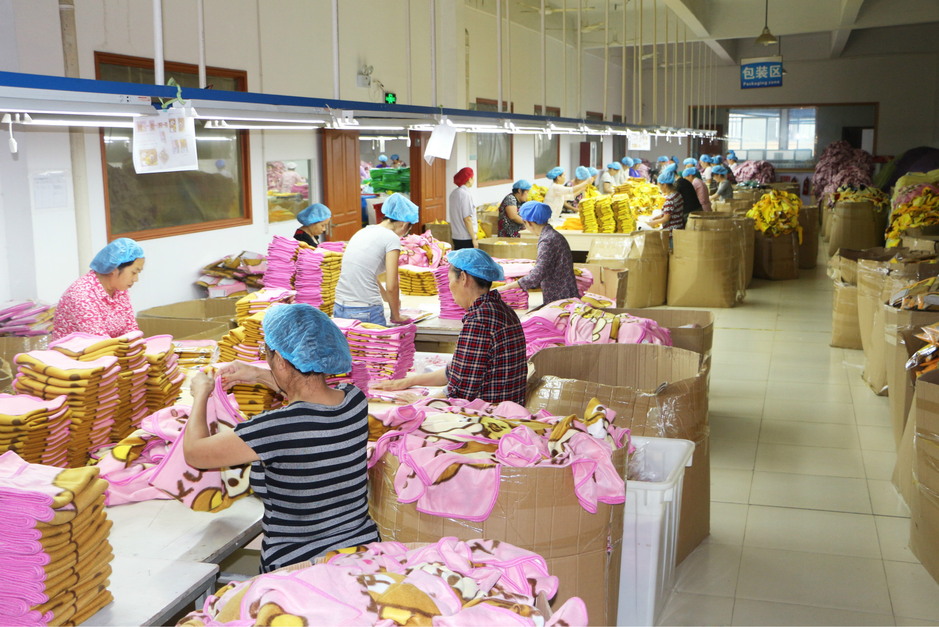 定制毛毯日本红十字会捐赠双面绒毯子 彩卡包装