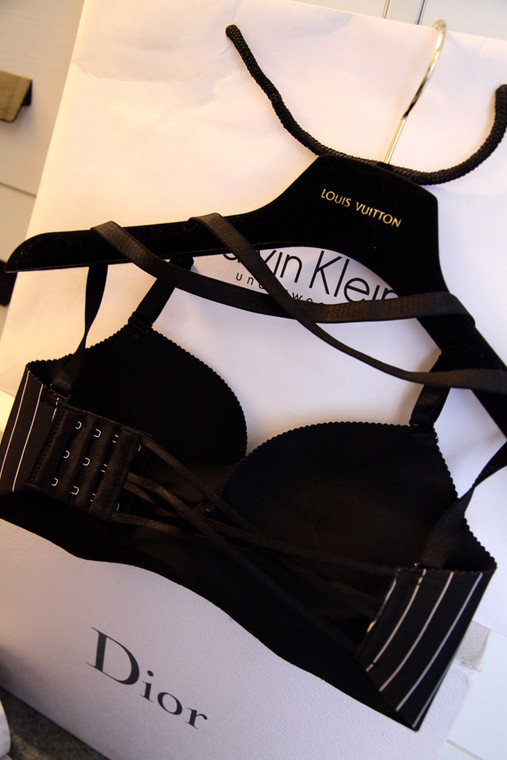 微信爆款内衣厂家批发 性感交叉美背经典黑白条纹文胸套装现货