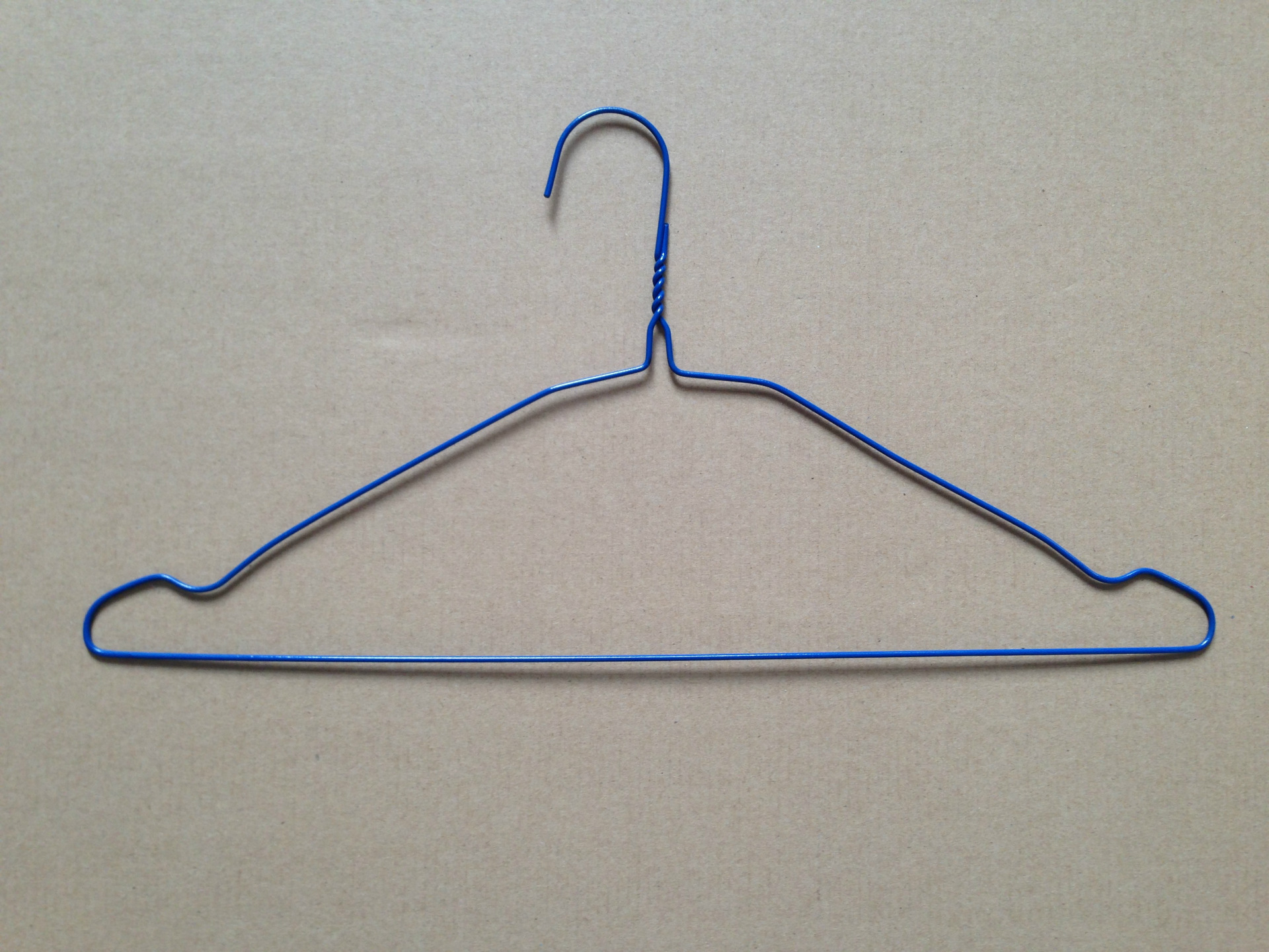 5mm蓝色喷塑衣架金属丝衣架