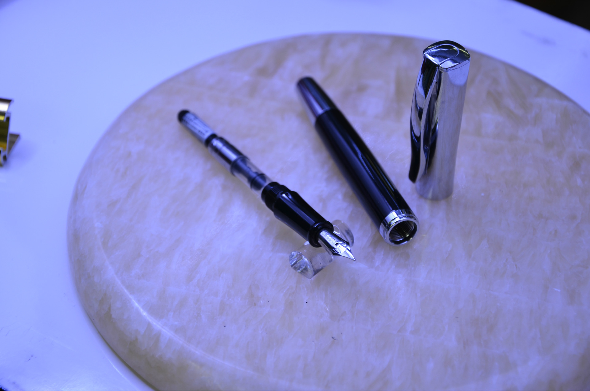 金豪黑色烤漆签字笔学生练习中性笔商务办公用品宝珠笔定制