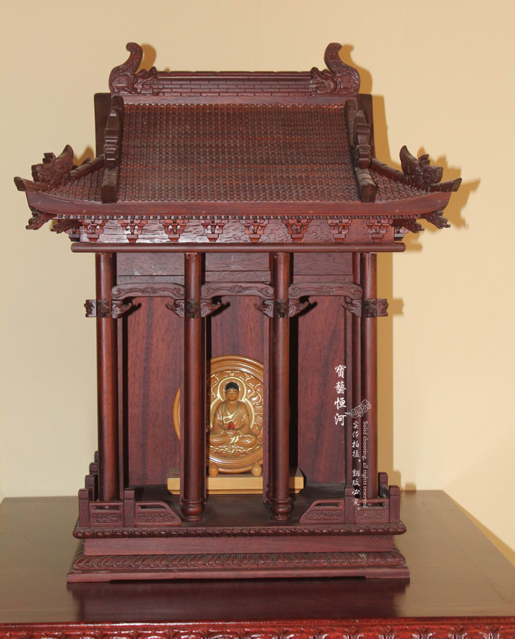 我们是专业生产定做佛龛的厂家,可以根据您的需要定做不同样式