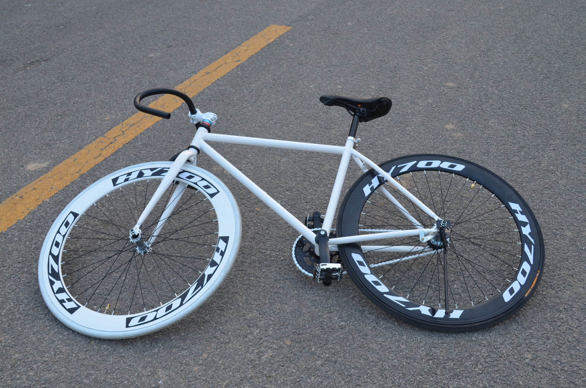 死飞自行车4/5/6dao圈男女款死飞车倒骑/ 倒刹/学生单车活飞自行