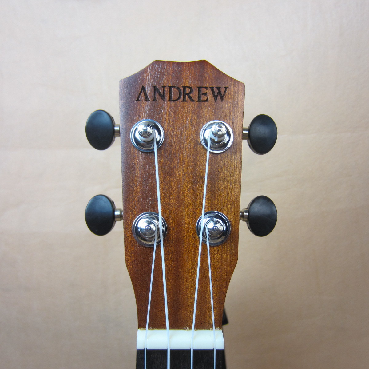 17寸尤克里里 yy-a70 心形 ukulele尤克里里夏威夷四弦小吉他