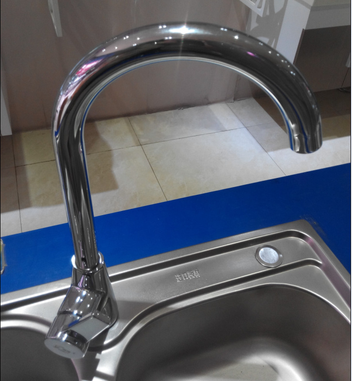 冷热水龙头_厂家 厨房水槽水龙头椭圆三通菜盆冷热水龙头 - 阿里巴巴