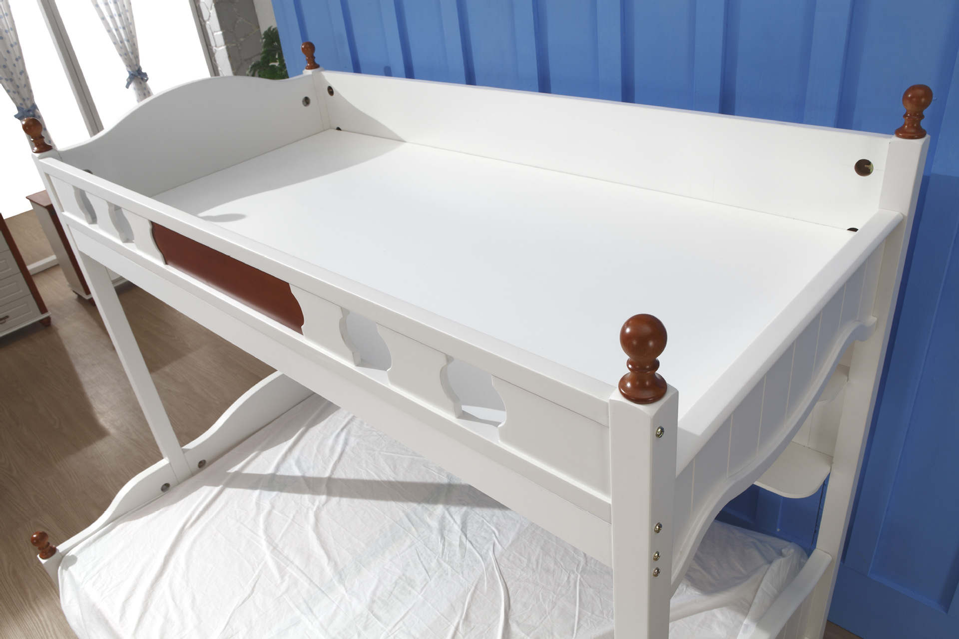 新款地中海系列子母床款式新颖质量保证板木结构1.5米儿童床