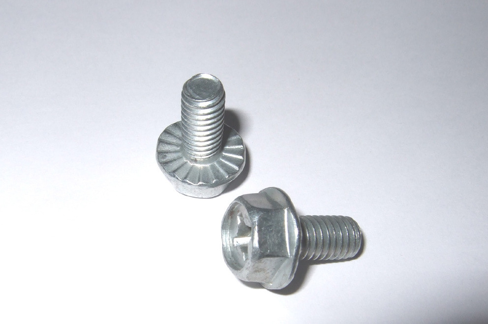 8.8级六角头法兰面螺丝高强度