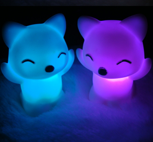 color=red>七彩 /font>小夜 font color=red>灯 /font> 夜光玩具地摊