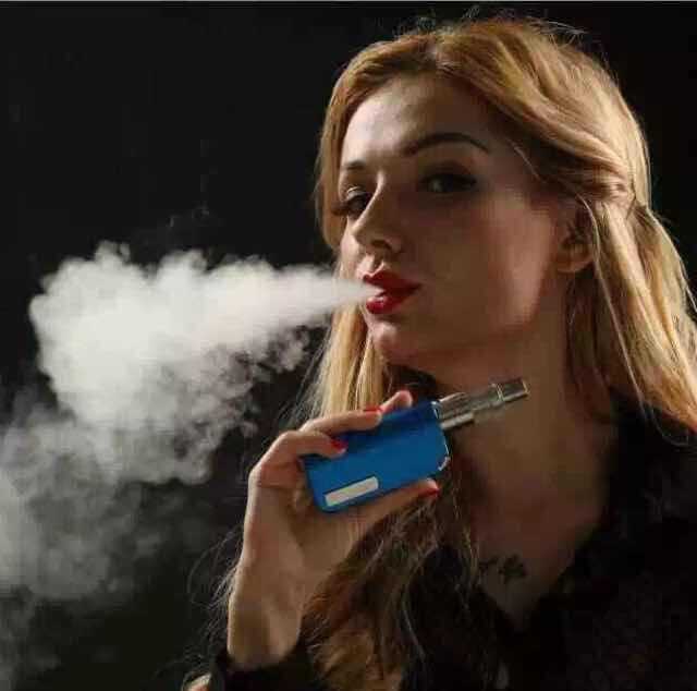 新产品 电子烟 电子烟是烟的替代品 多多了解 有益处无害