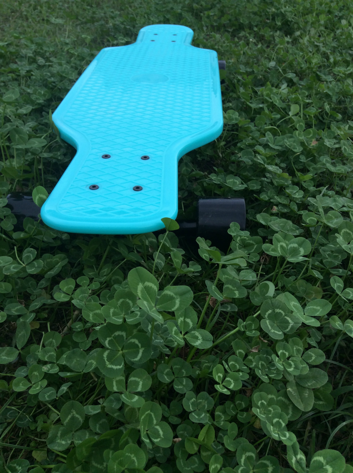 长板 塑料滑板 四轮滑板 塑料长板成人 单色板