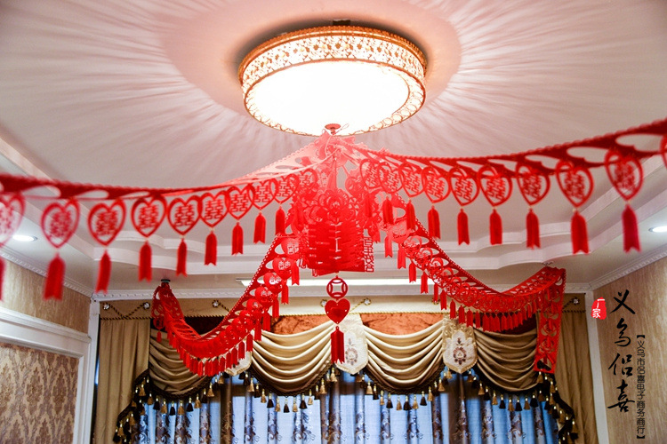 婚庆用品_批发婚庆用品3米无纺布拉花 爱心镂空 婚房装饰绒布拉 - 阿