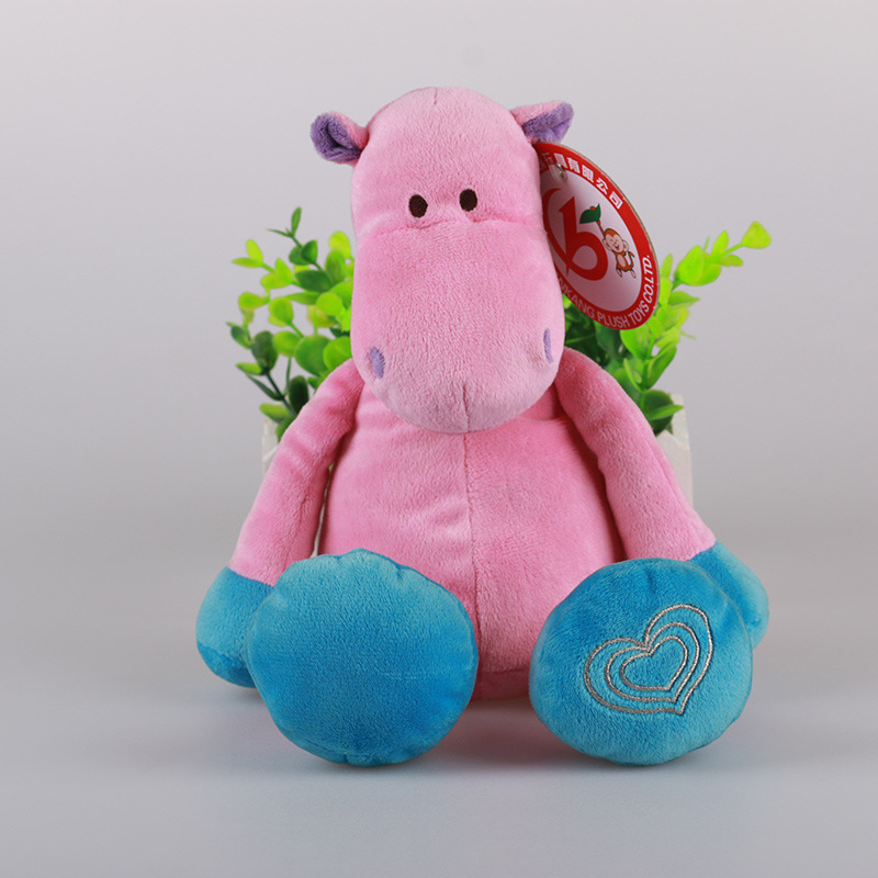 粉色可爱河马形象毛绒玩具公仔娃娃 icti认证厂家打样定制生产