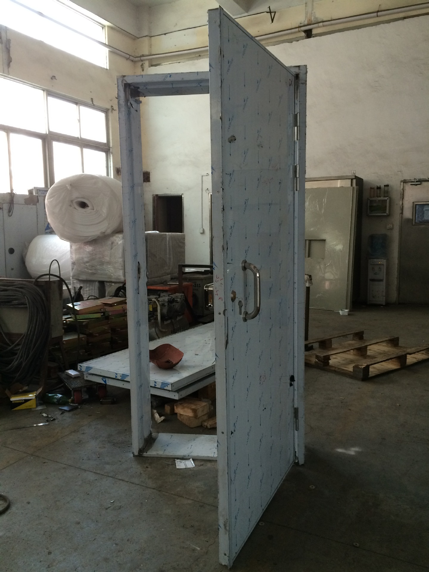 长期生产 仓库防爆安全门 欧式金属安全门 不锈钢安全门