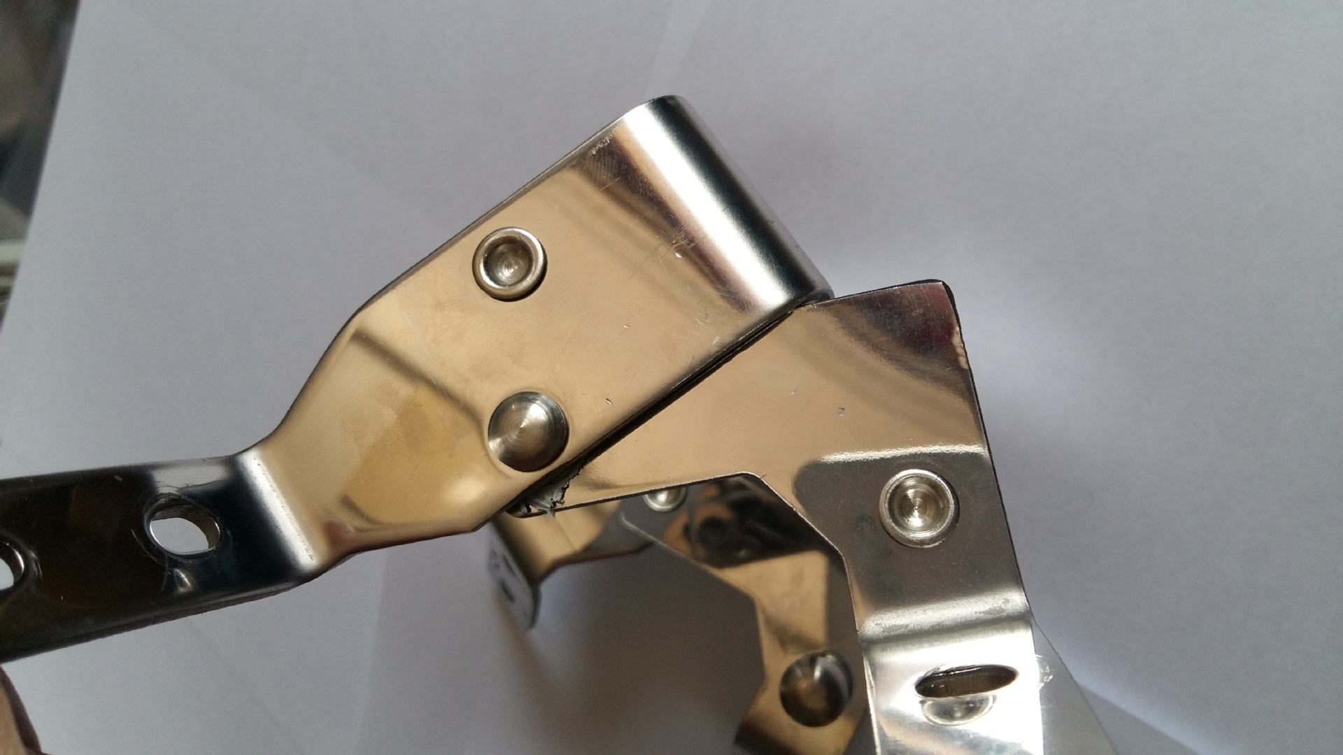 液压旋铆机铆接不锈钢半空心铆钉 翻边不开裂 翻边均匀好看