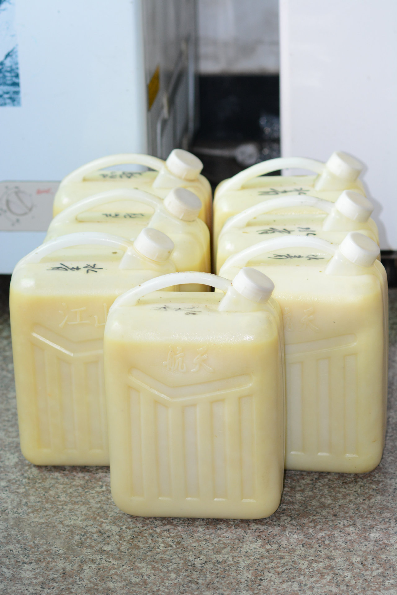 6公斤装油菜蜂王浆 农场直销特级桶装蜂王浆 天然鲜蜂王浆 活性浆