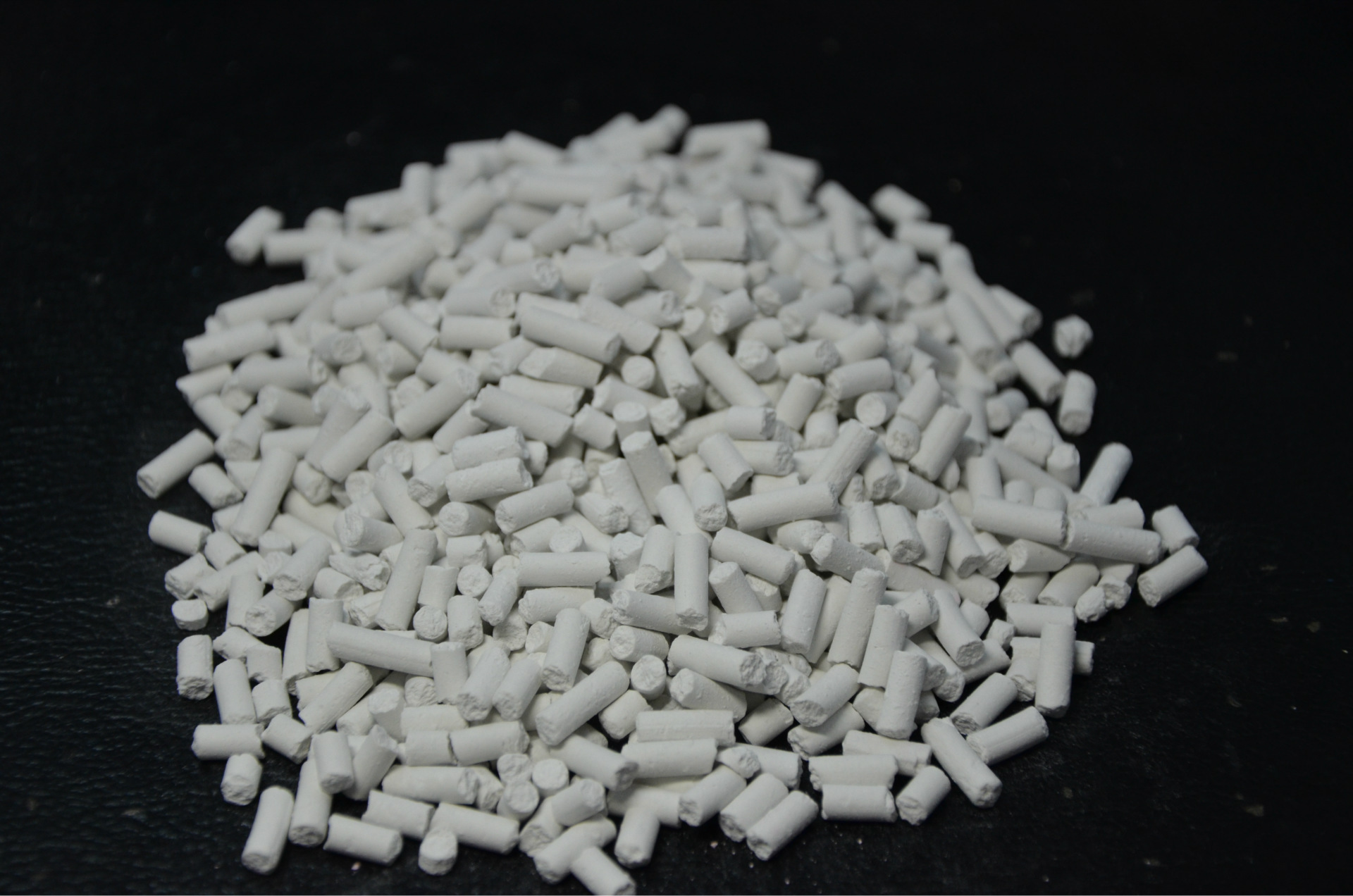 【优良品质】医用钙石灰 生石灰 氧化钙 多种用途生石灰粉