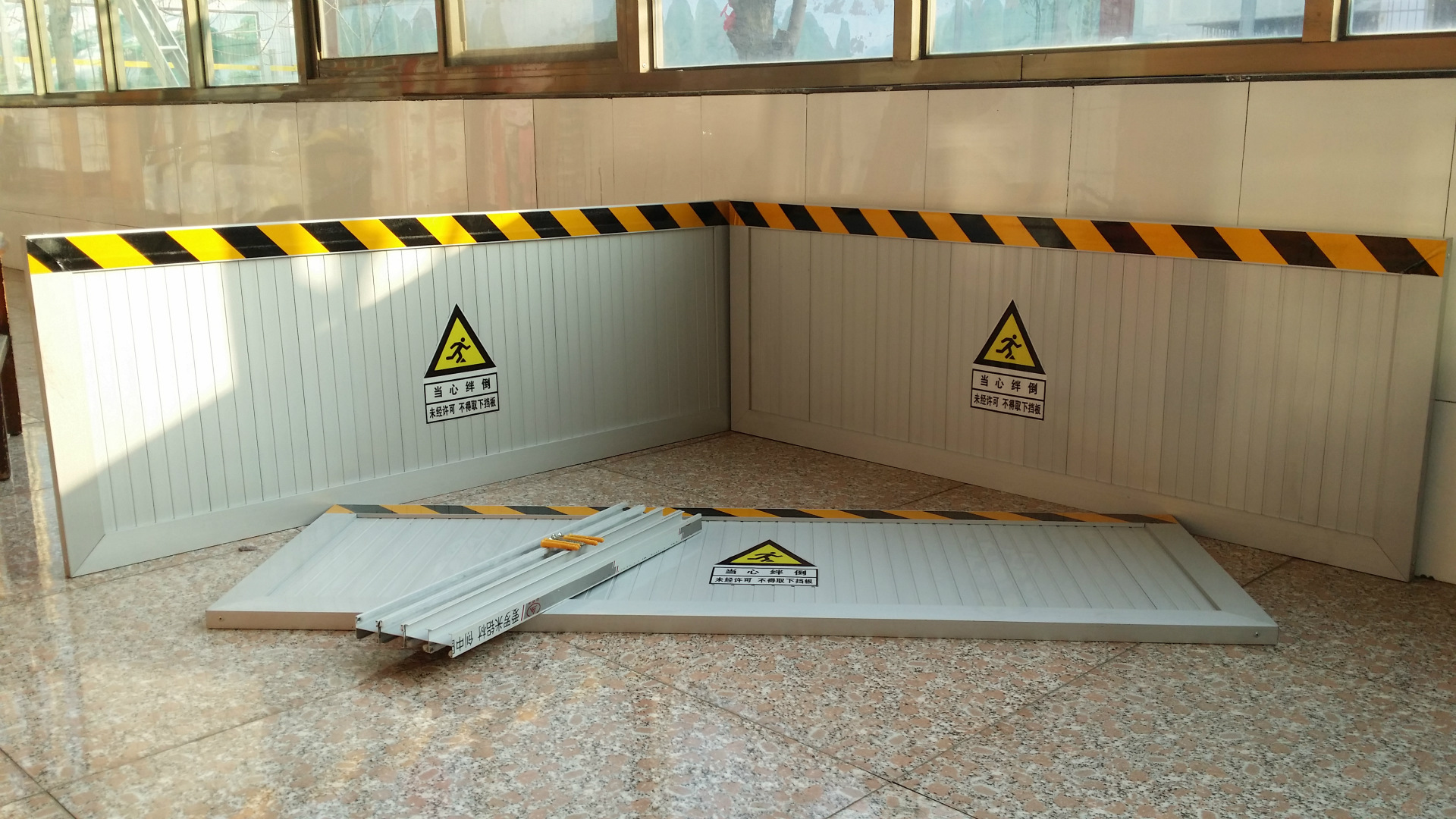 厂家直销 铝合金挡鼠板 配电室机房专用挡鼠板 防鼠板价格