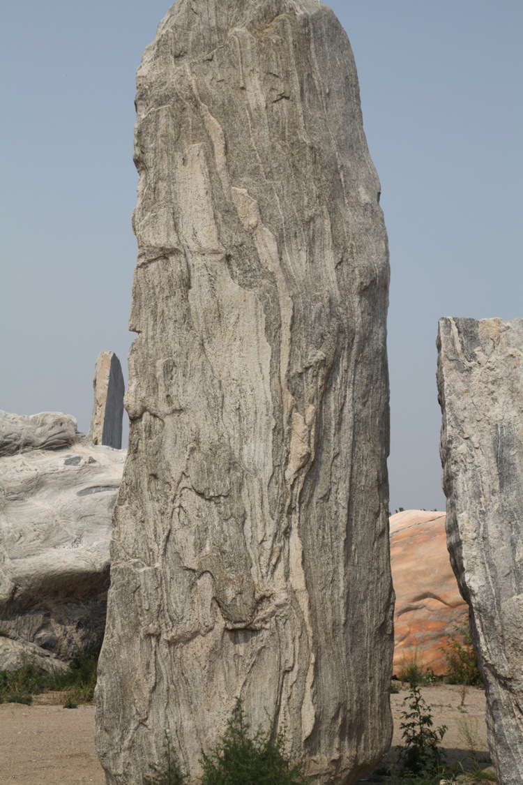 降价销售小型园林景观石景石泰山石草地点缀石头可以刻字