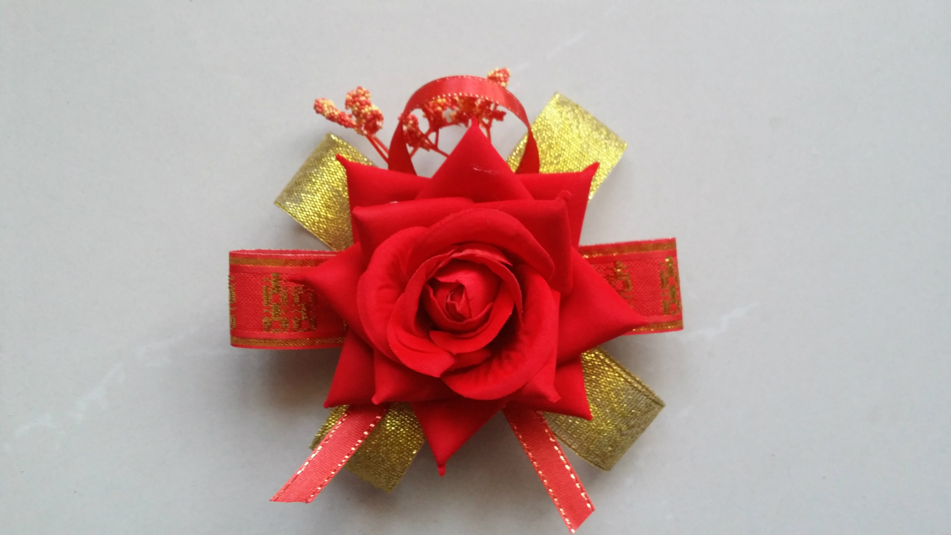 供应优雅婚庆结婚胸花婚庆 高档胸花 喜庆胸花 新郎新娘胸花