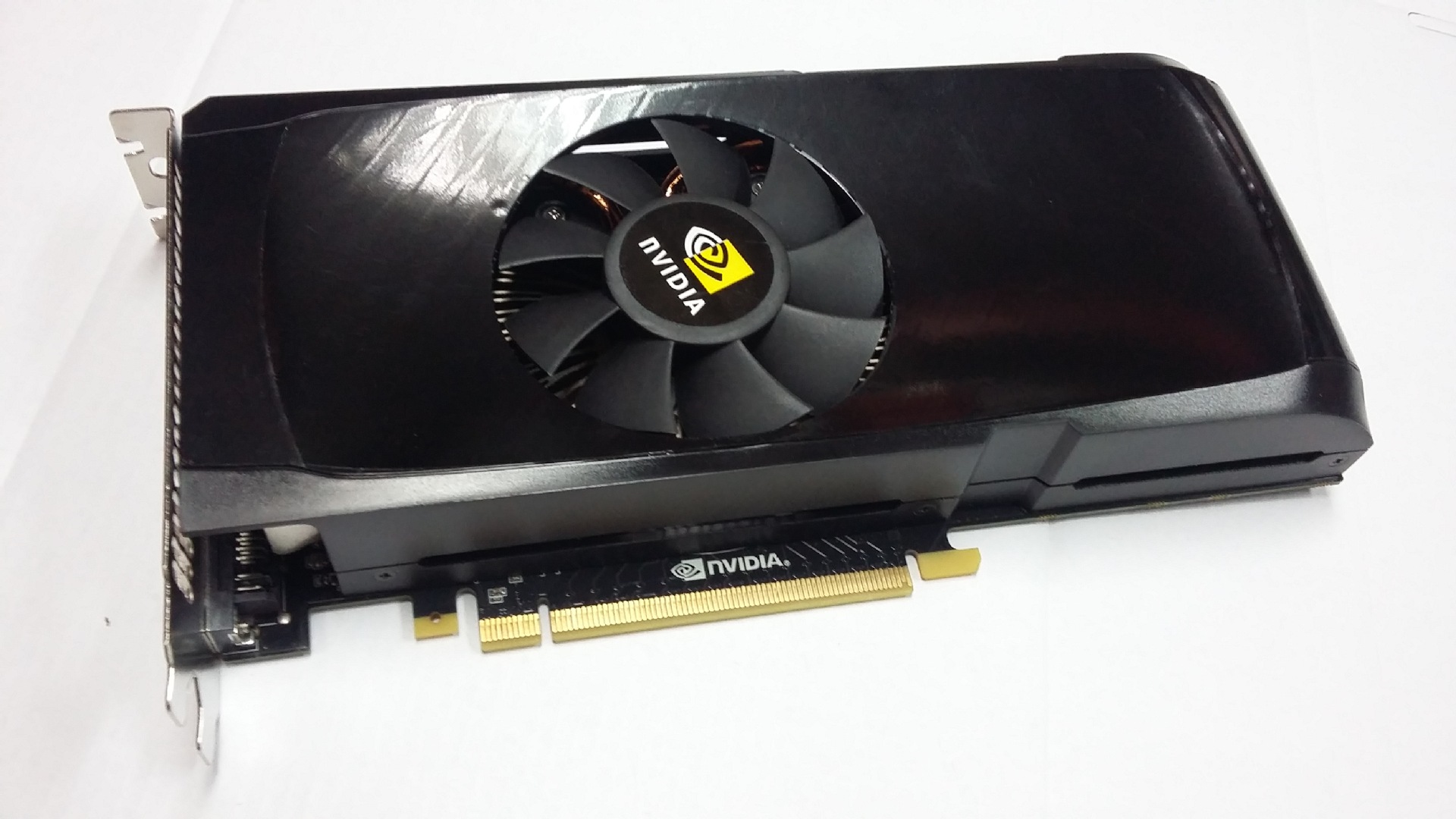 显卡750 1g ddr5 pci-e 独立显卡
