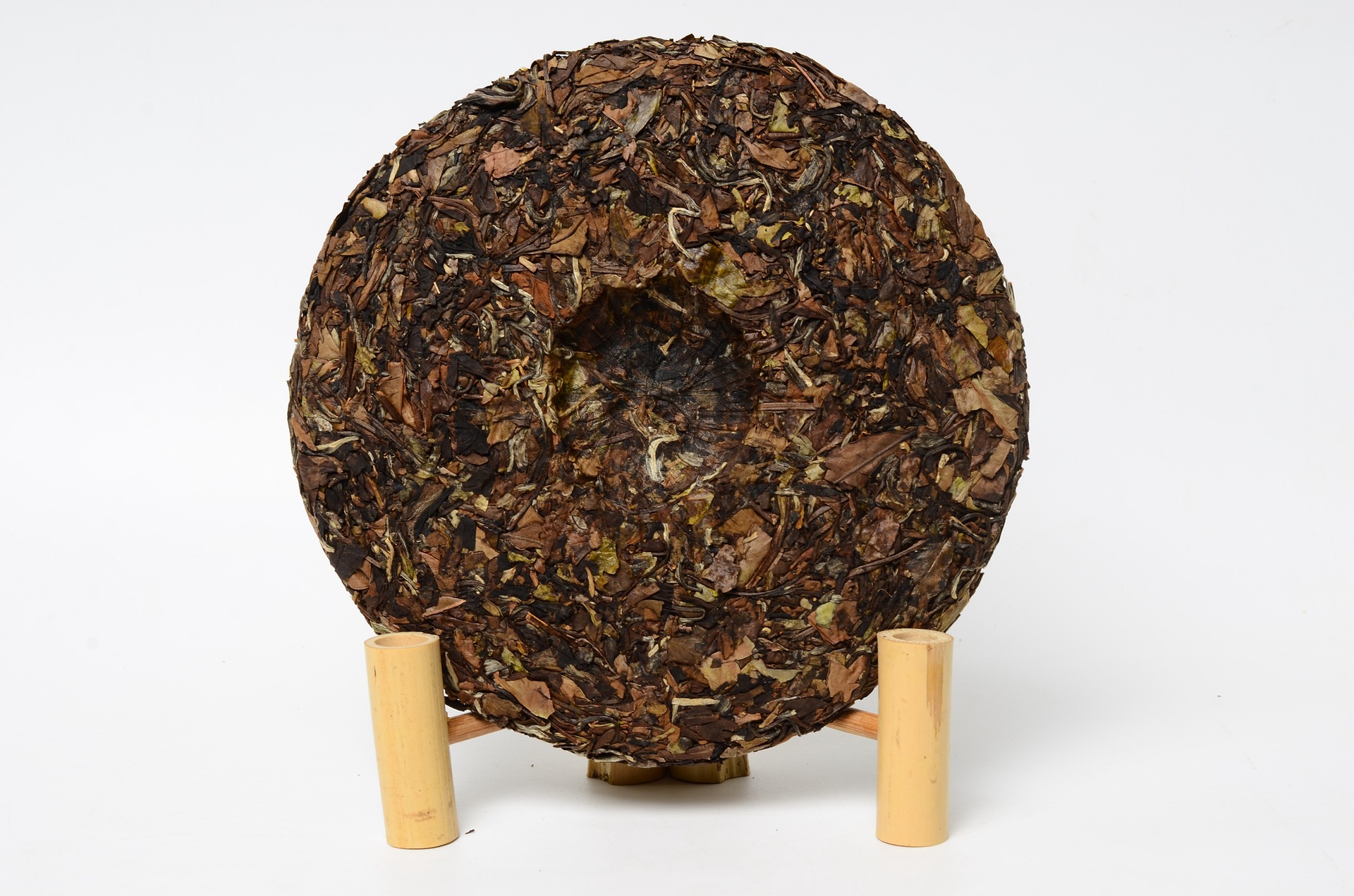 福鼎白茶荒野老白茶 茶饼2013年老寿眉饼 誉帆茶业直销批发