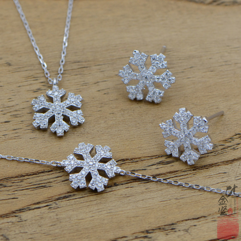 s925纯银满钻圣诞雪花手链女韩版时尚纯银花朵手链送闺蜜甜美礼物