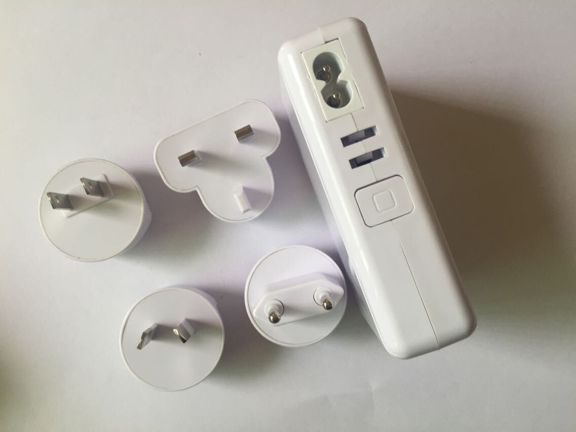 4usb充电器 4口充电器 直充 多口usb充电器 配英规插头5v4a 20w