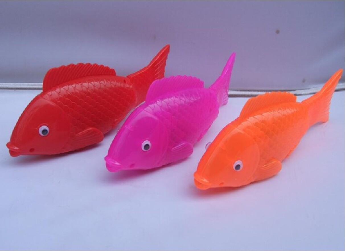 全身发光电动鱼厂家 电动音乐闪光摇摆鱼 地摊热卖玩具