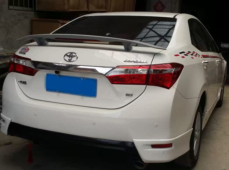 2014卡罗拉带灯尾翼2015卡罗拉尾翼丰田卡罗拉尾翼新卡罗拉定风翼