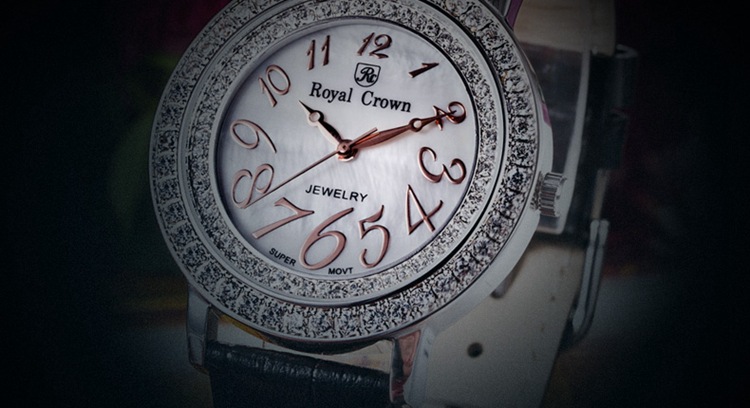 意大利royal crown萝亚克朗简约皮带手表复古表休闲镶钻女表3632