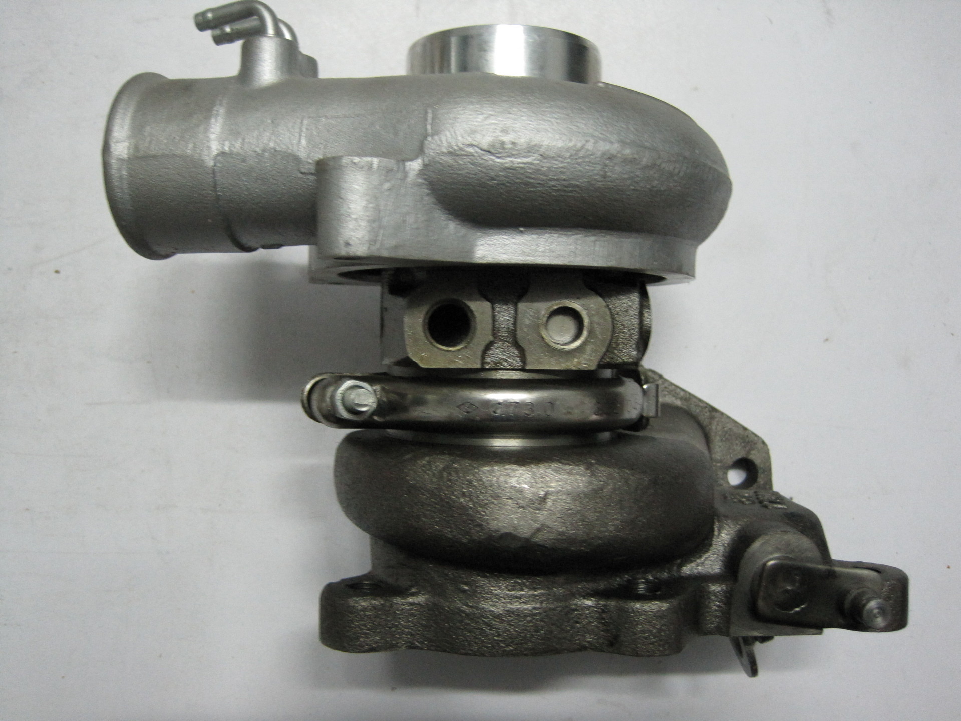 供应td04-10t-4涡轮增压器 特拉卡4d56零件号49177-01515生产厂家