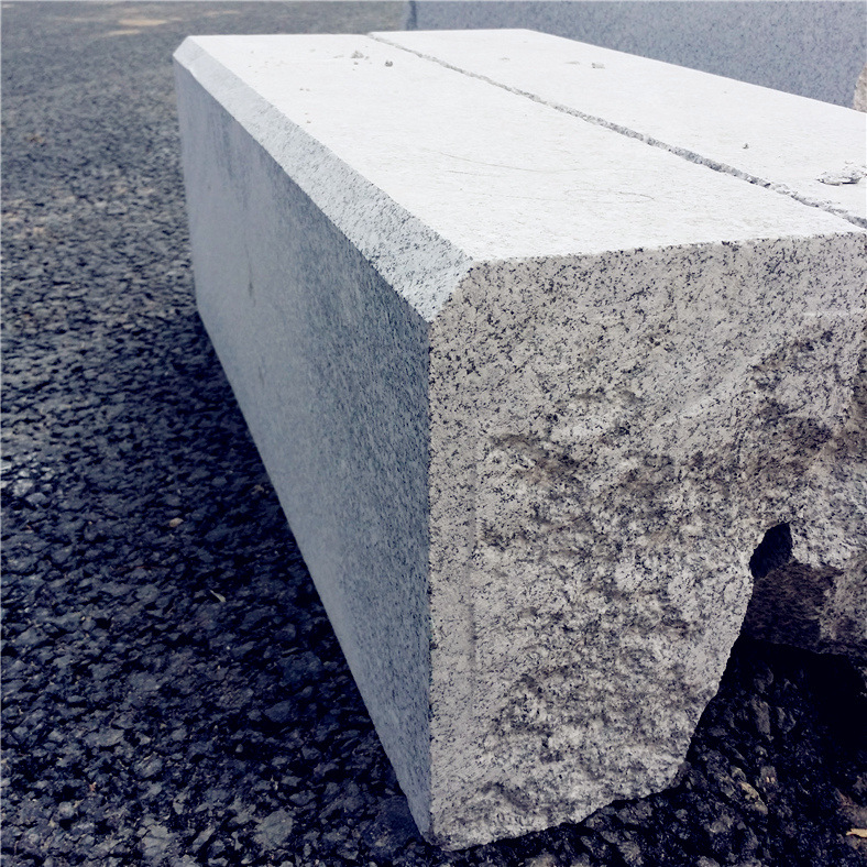 加工福建芝麻白g603花岗岩路牙石白麻马路沿道牙石
