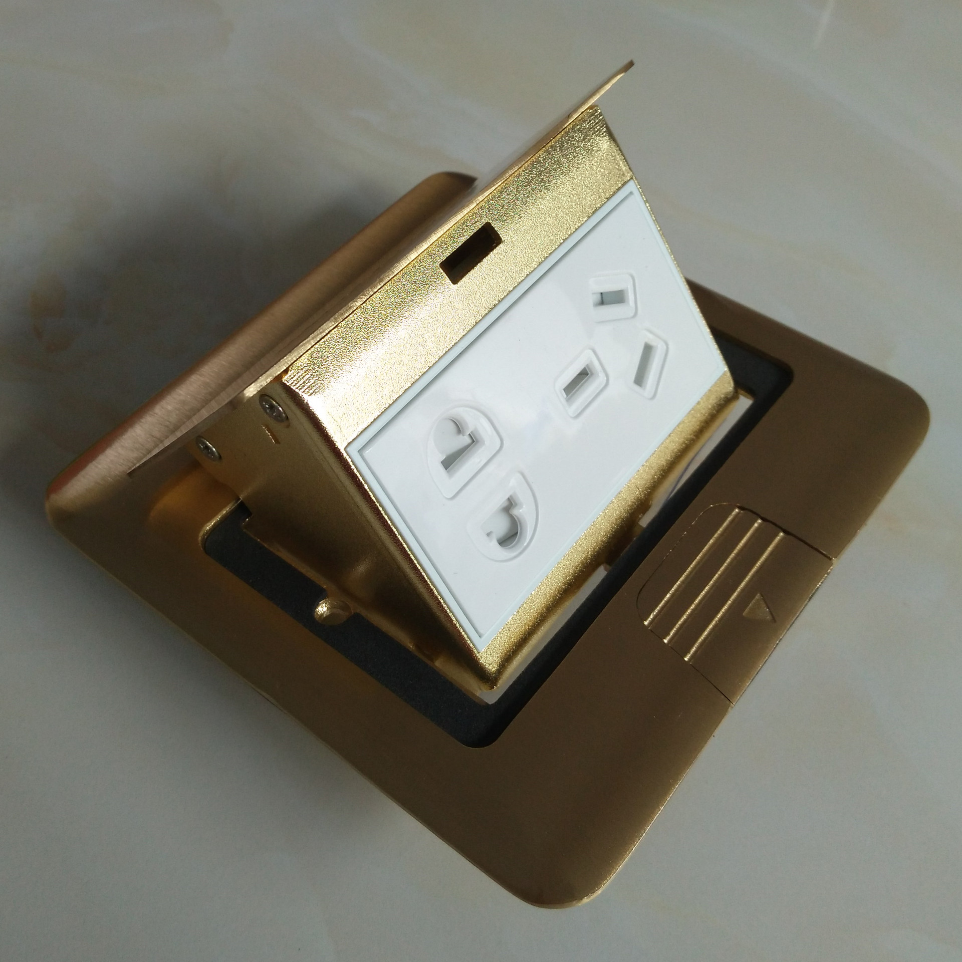 厂家现货直批 120弹起式 五孔 纯铜 _地面插座_列表网