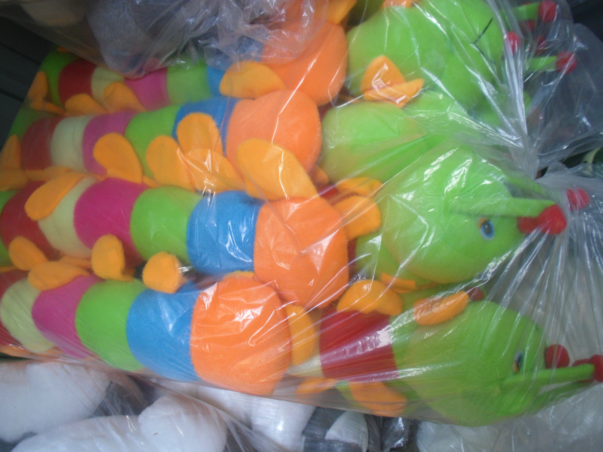 9元9小货毛绒玩具各种卡通造型地摊庙会礼品压床娃娃