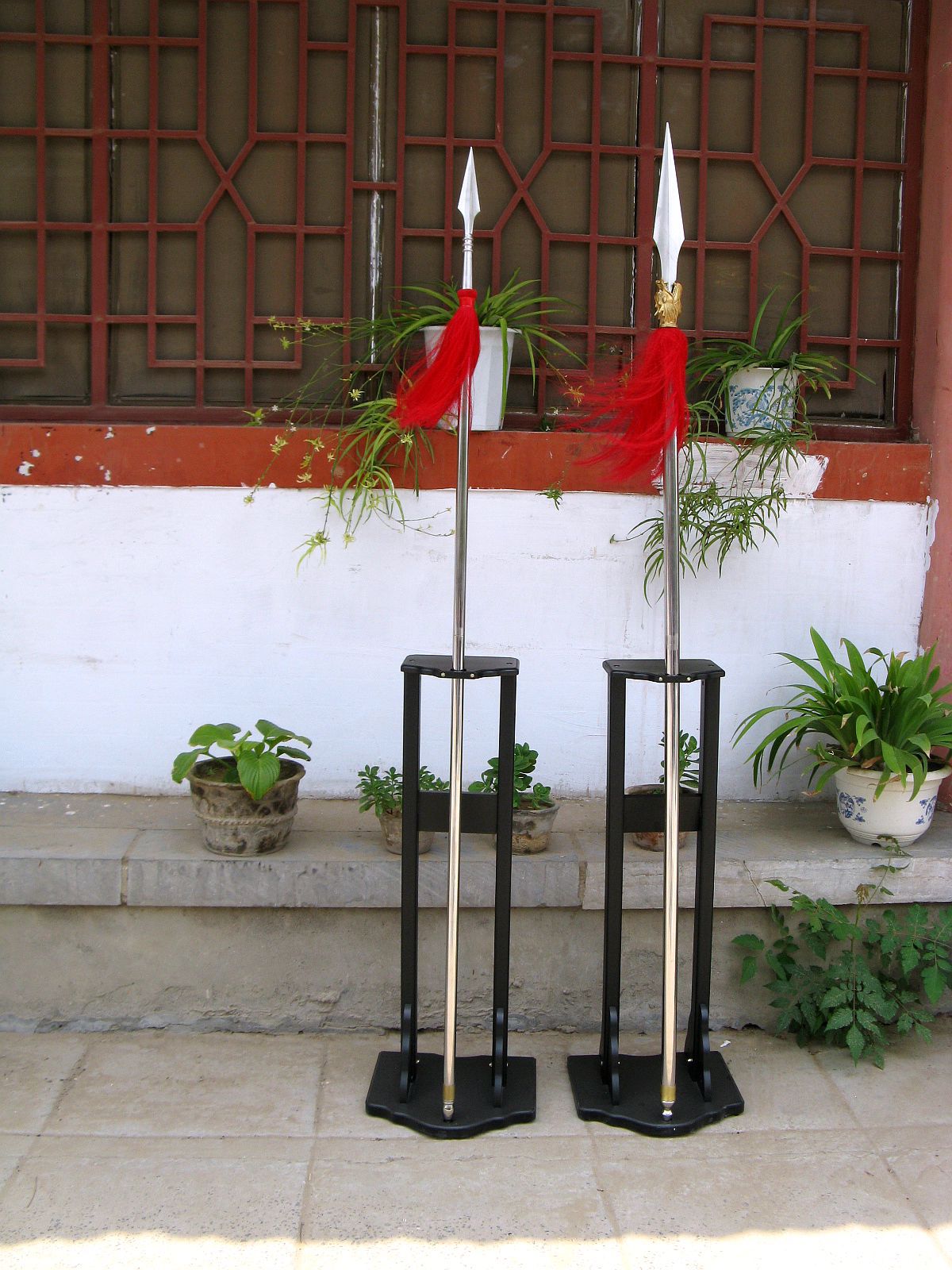 龙泉市市刀剑 十八般兵器 不锈钢 黑杆大号红缨枪 未开刃