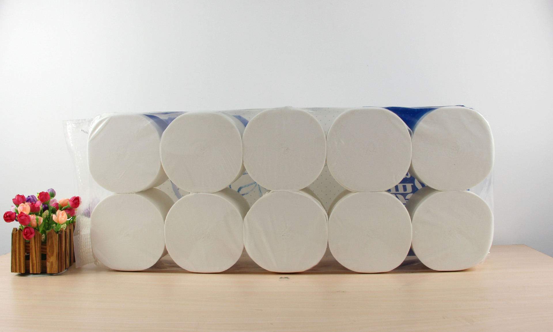 厂家批发卷纸 3层2kg加大号家用办公卫生纸 餐巾抽纸10卷纸巾7186