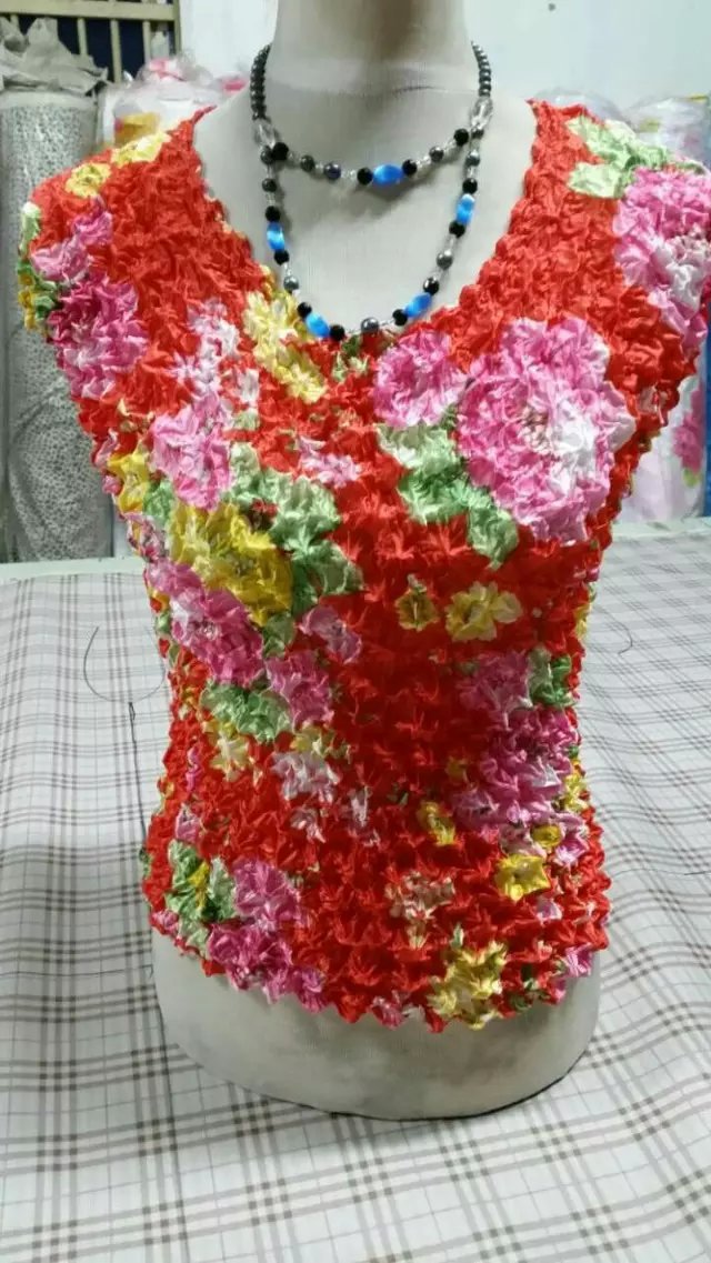 小本创业卖服装神奇服饰鱼鳞衫菠萝衫菠萝衣铜钱衫内外贸厂家批发