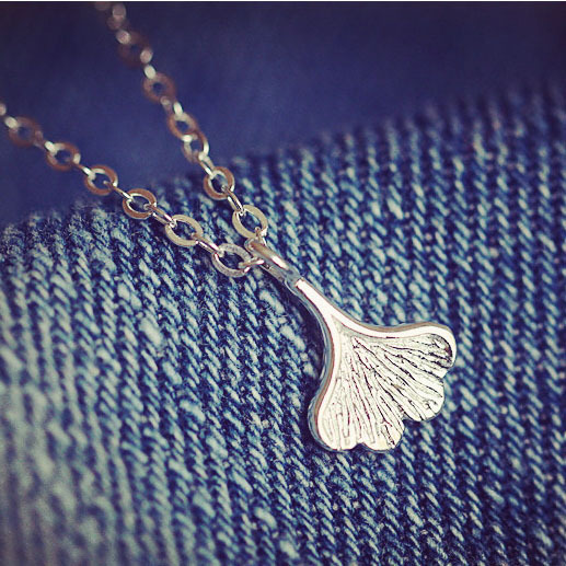 925纯银银杏叶子项链 韩版简约套链 镀白金锁骨链 百搭情人节礼物