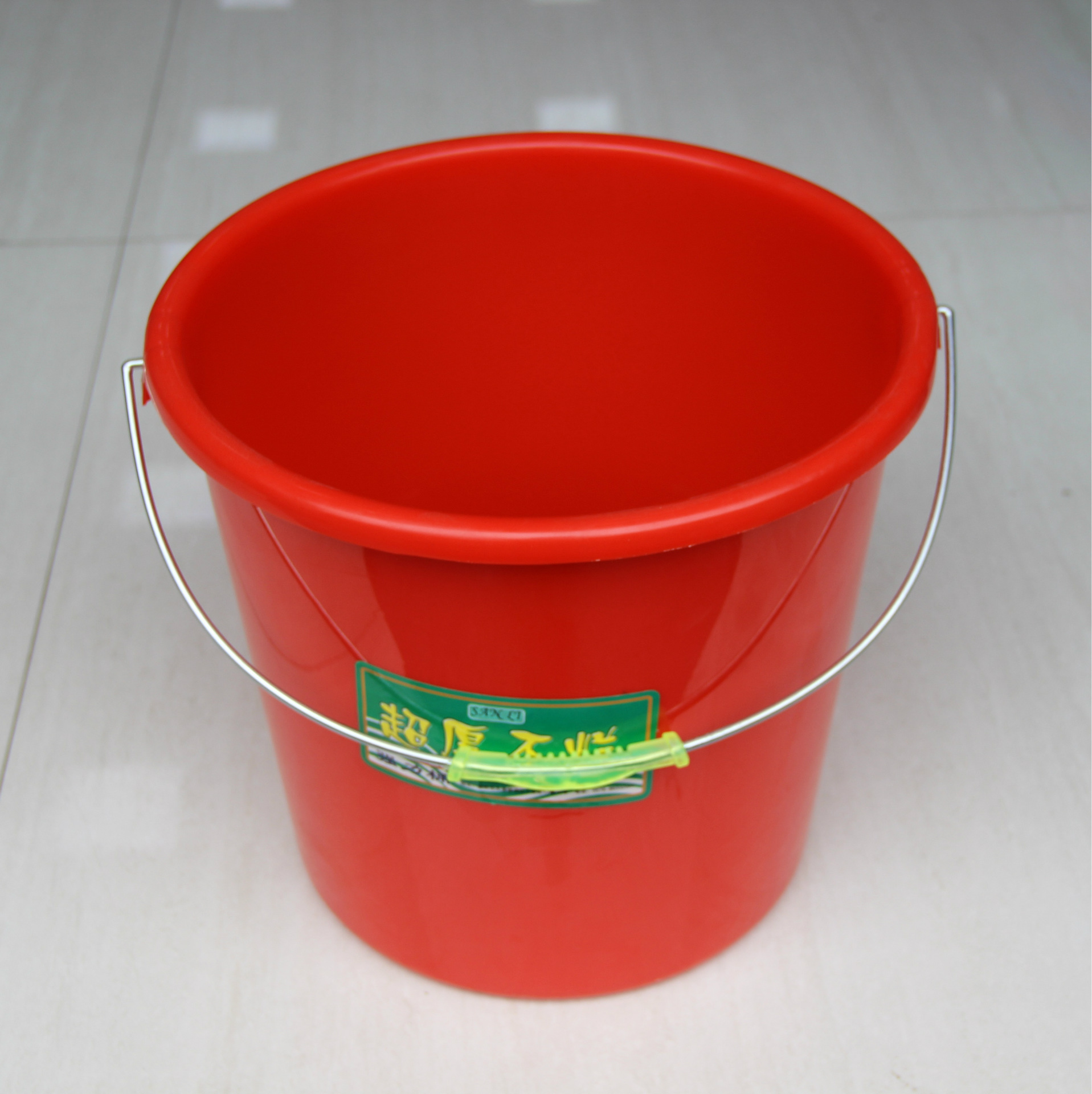 批发34家用塑料水桶超厚耐摔手提洗车桶学生9.9元日用百货口径31