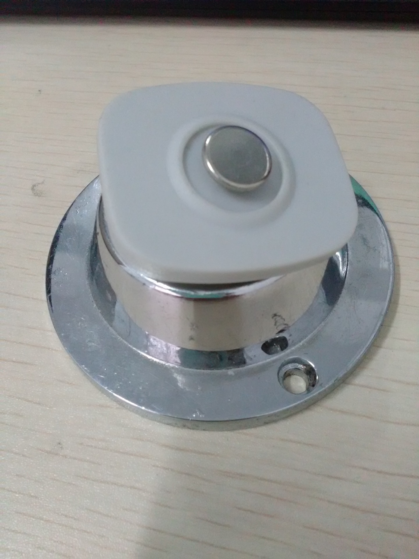 超市防盗扣普通解扣器衣服硬标签磁扣取钉器服装防盗门解锁器射频