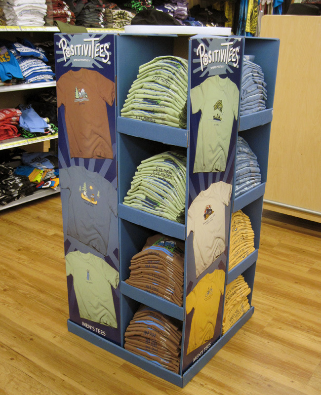 深圳厂家直销超市纸堆头,服饰纸货展示架,容量大,定制设计